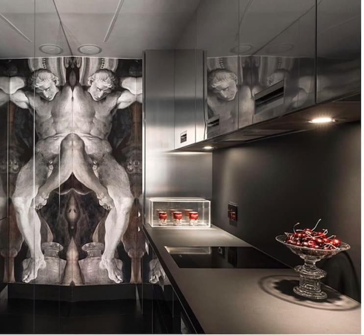 Designer Luxury Loft In The Heart Of Center Appartement